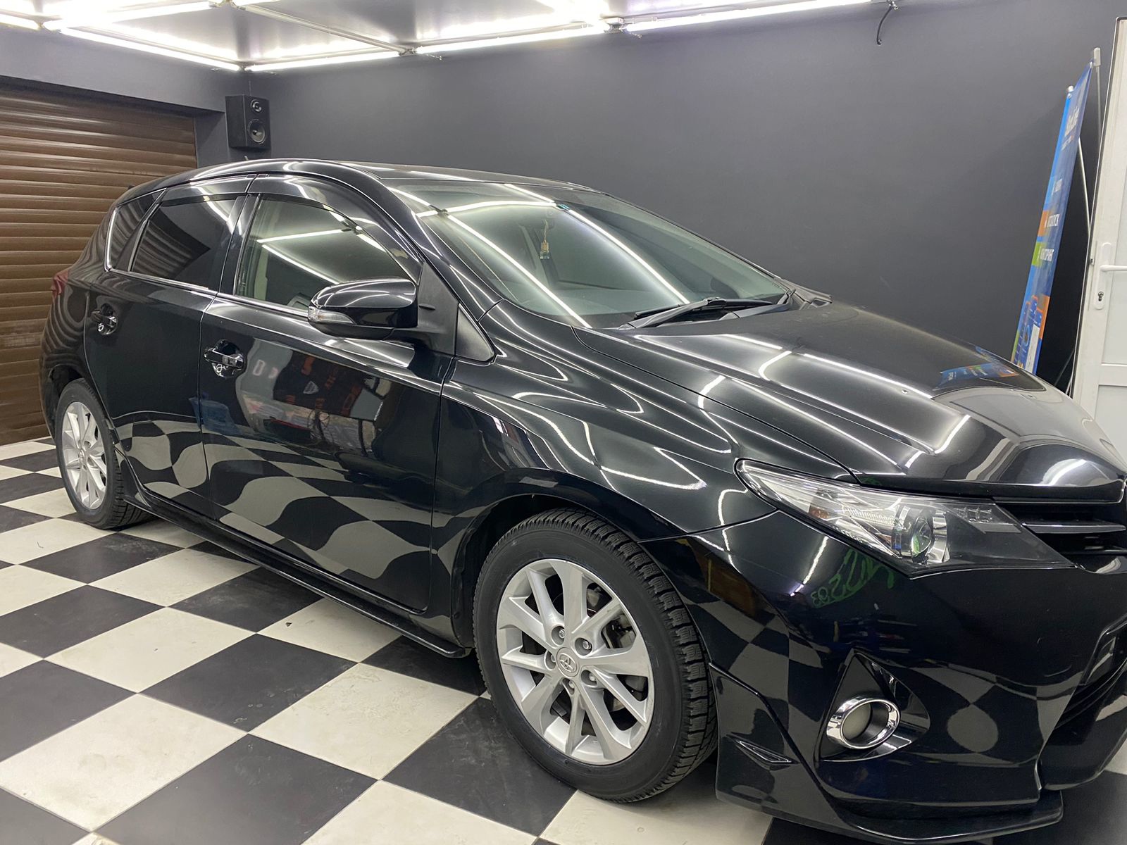 Установка аудио системы и установка головного устройства Teyes CC3 2K 4/32Gb в Toyota Auris