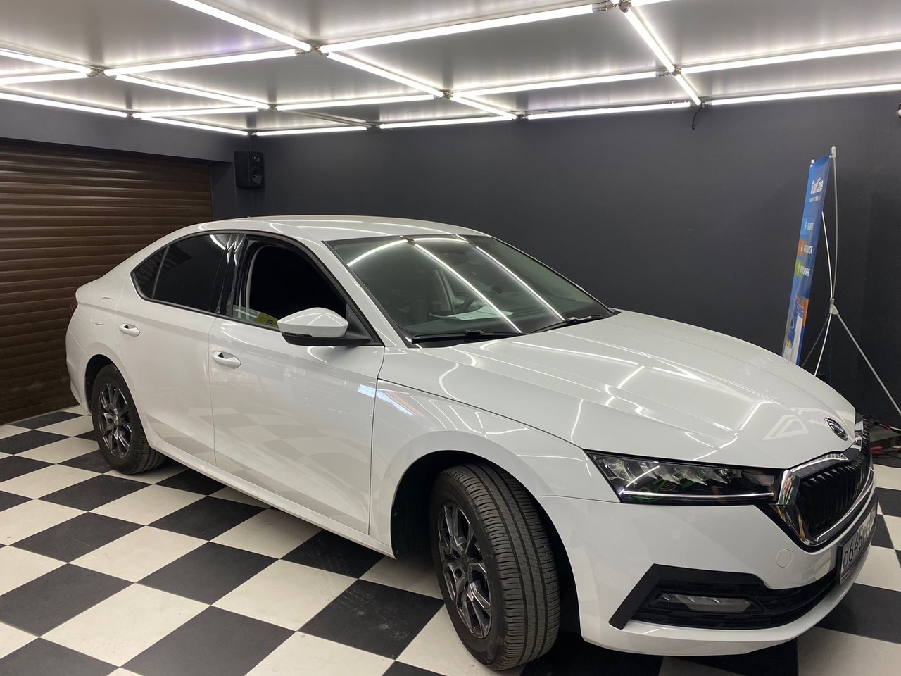 Установка аудио системы и замена головного устройства на Android Teyes CC3 2K 6/128Gb в Skoda Octavia