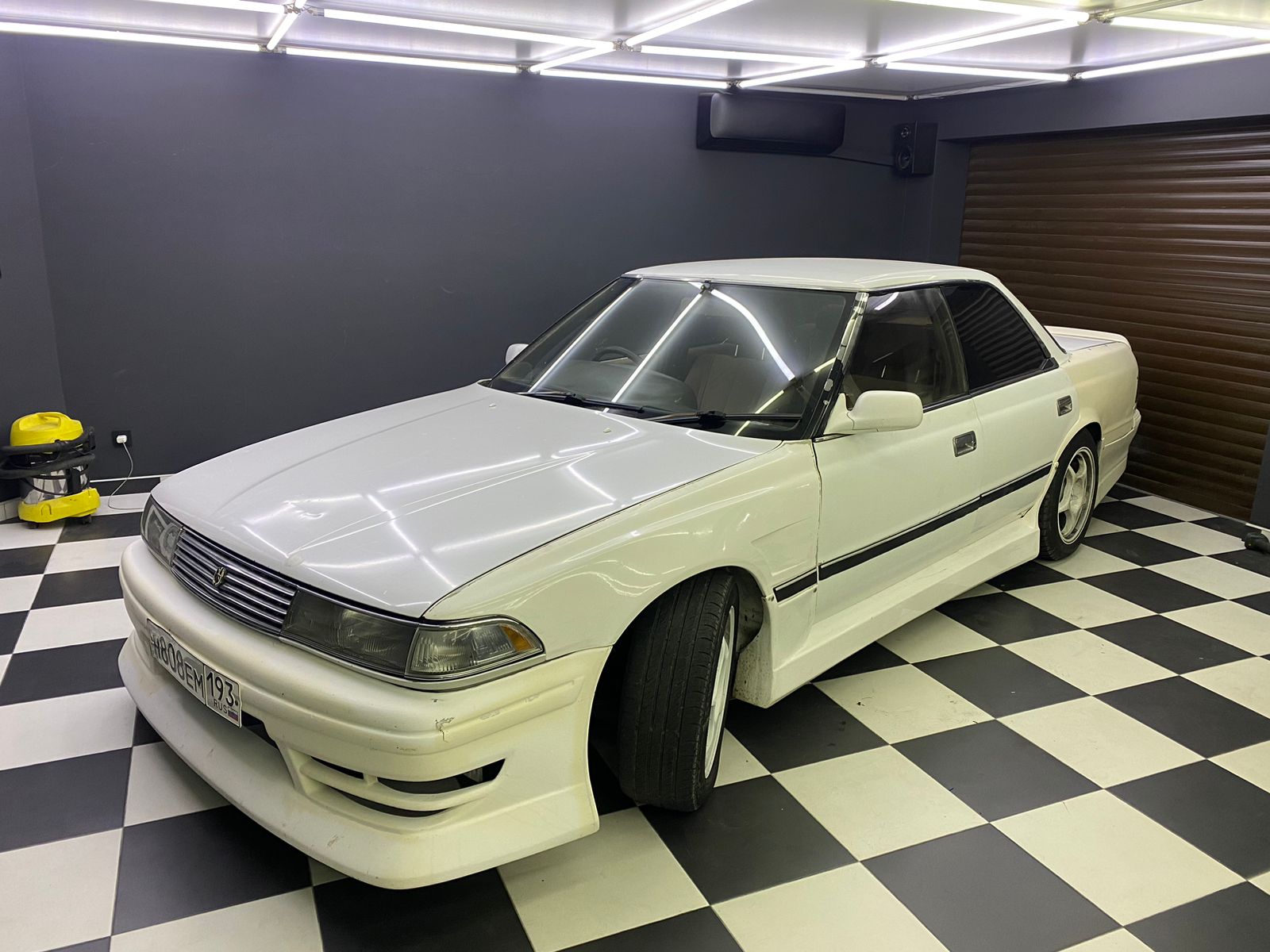 Установка аудио системы в автомобиль Toyota Mark II