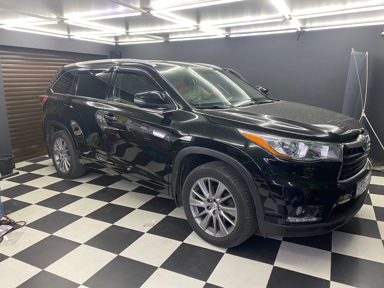 Замена штатной магнитолы на головное устройство Android S8 ProMax 4/32Gb в Toyota Highlander